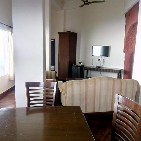 One Earth Royale Boutique Hotel Mussoorie Exterior photo