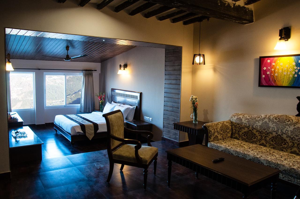 One Earth Royale Boutique Hotel Mussoorie Exterior photo